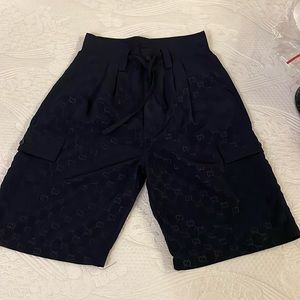 Gucci thin cargo shorts